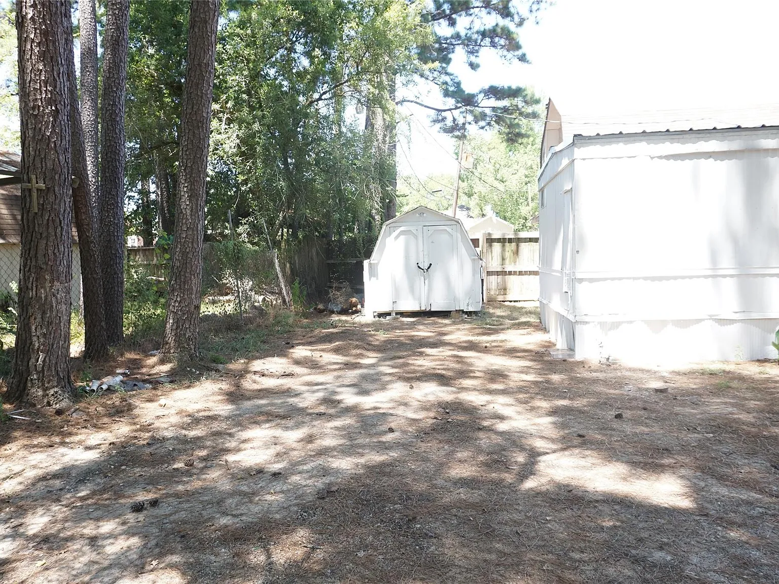 3 bed, 2.0 bath, 980 sqft, $1,250 — Photo 3