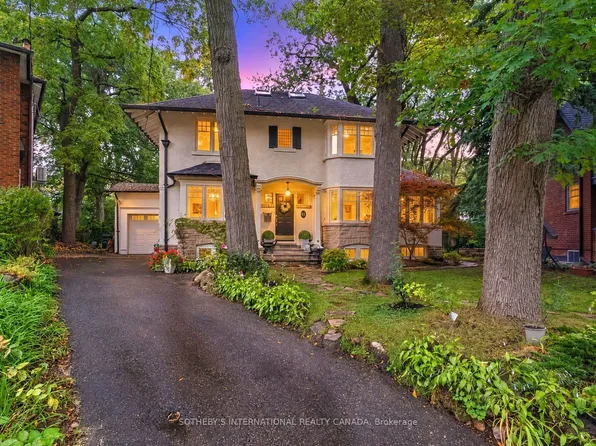 91 Braemore Gdns, Toronto, ON M6G 2C7