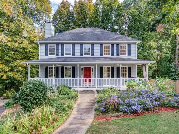 2855 Woodland Hills Dr, Cumming, GA 30040