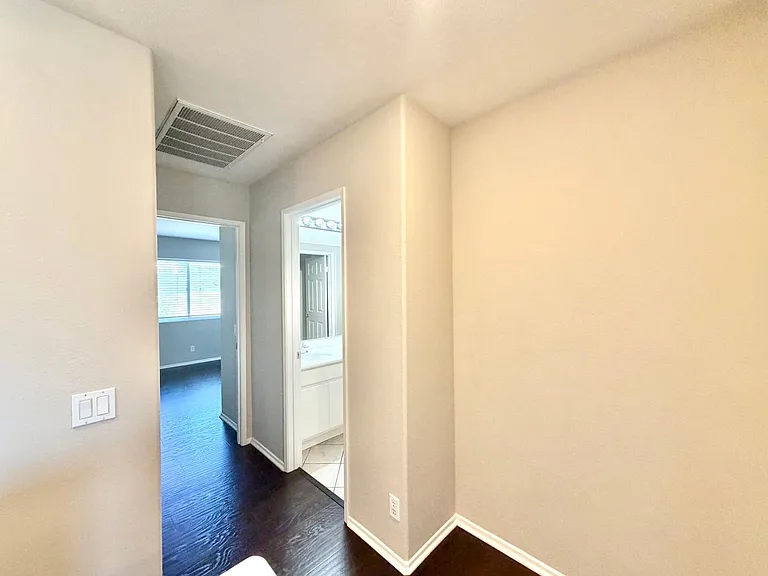 42041 Delmonte St — Photo 17