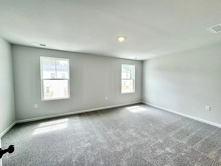 2505 Kasota Ln — Photo 26