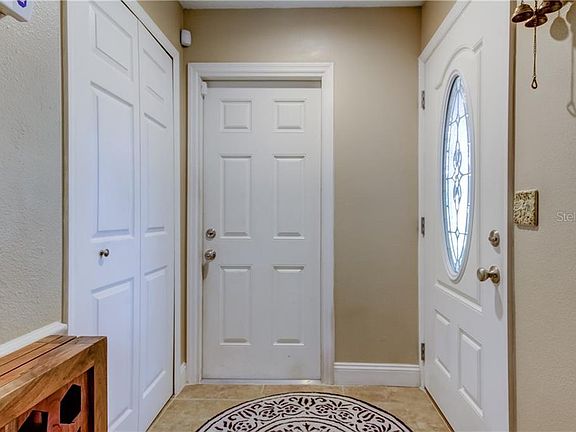 4th image of 2807 Eagle Run Cir N
