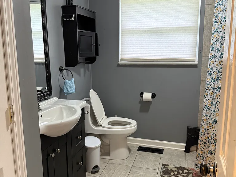 436 W McGregor Rd — Photo 4