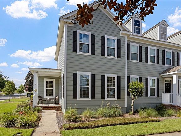 3rd image of 3115 Mulberry Park Blvd