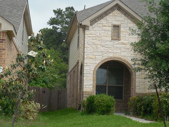 3rd image of 1722 Thornhollow Dr