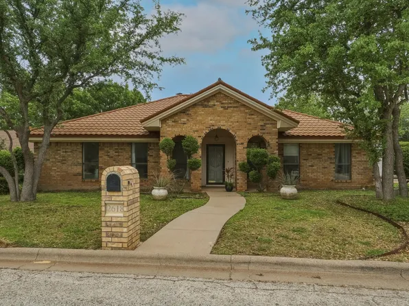 2618 Woodlake Dr, Abilene, TX 79606