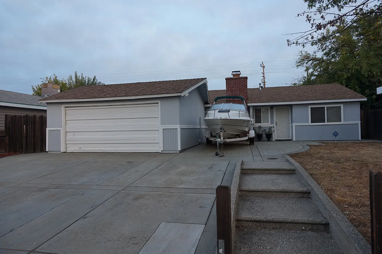 10605 Olson Dr photo 1