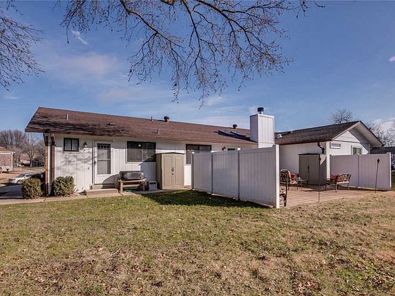 5th image of 5361 Royalfield Dr