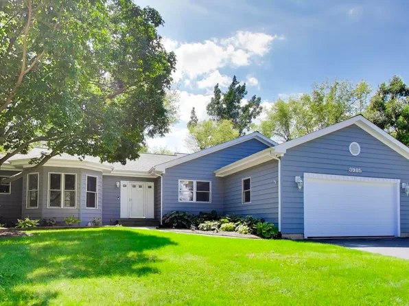 3985 Dorchester Ave, Gurnee, IL 60031