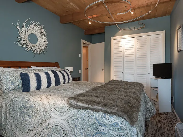 125 Lassen Dr #6 — Photo 11