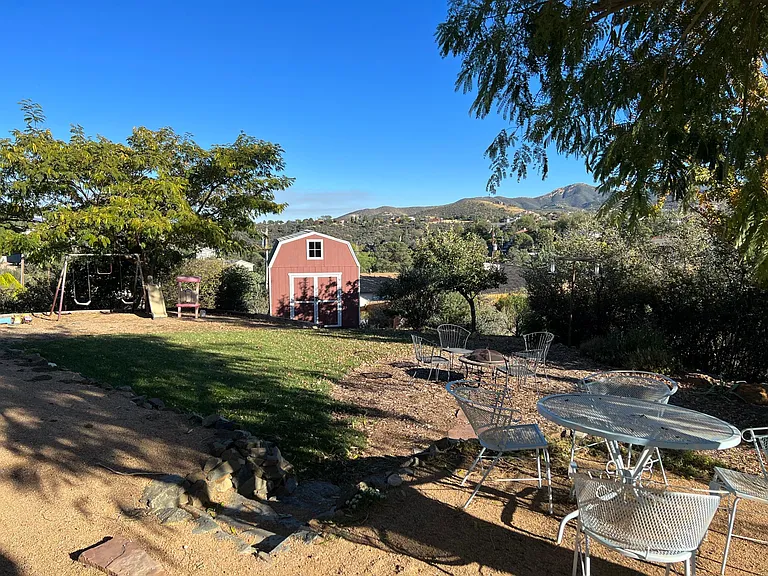 4575 E William Dr #B — Photo 9