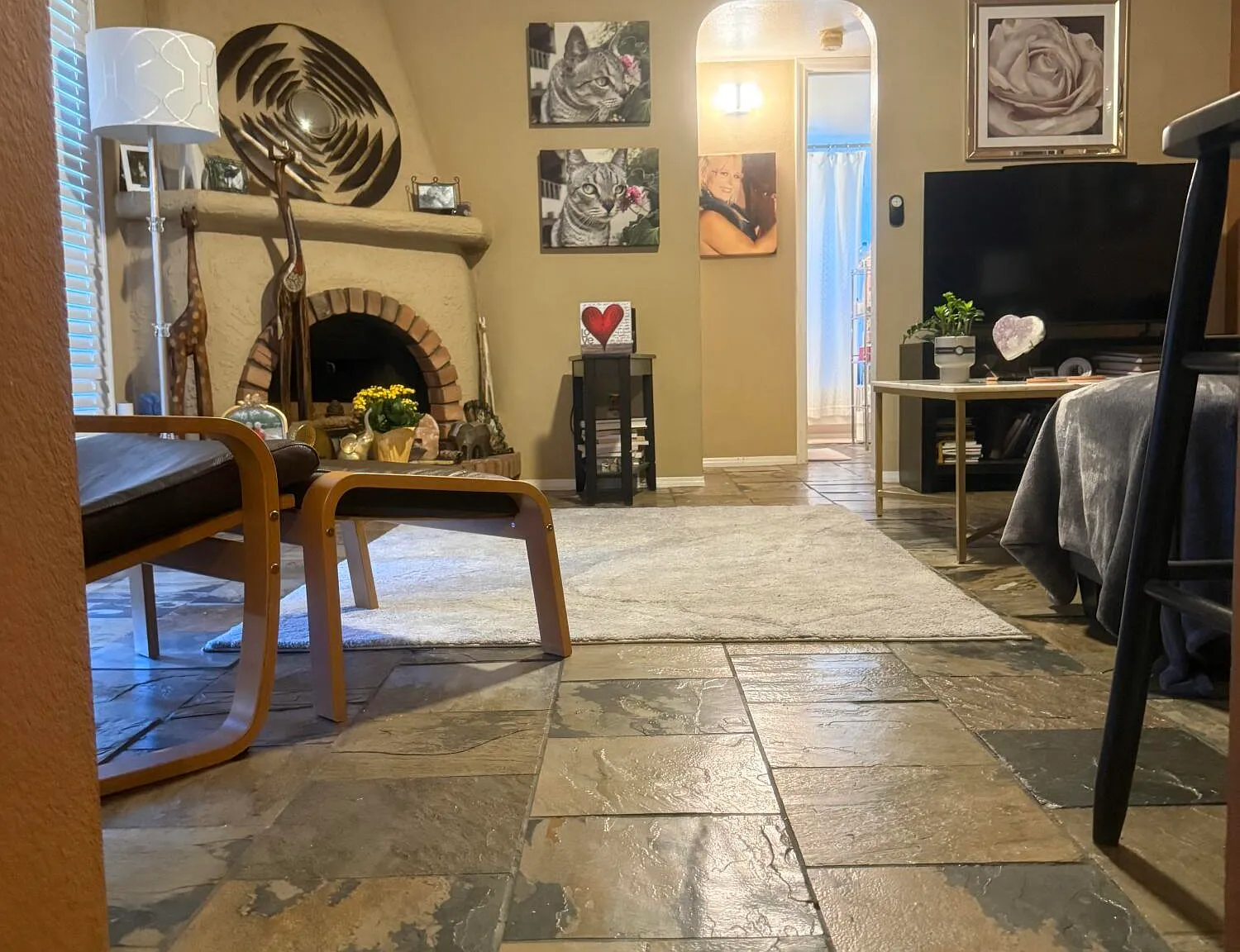 2 bed, 2.0 bath, 976 sqft, $1,800 — Photo 3