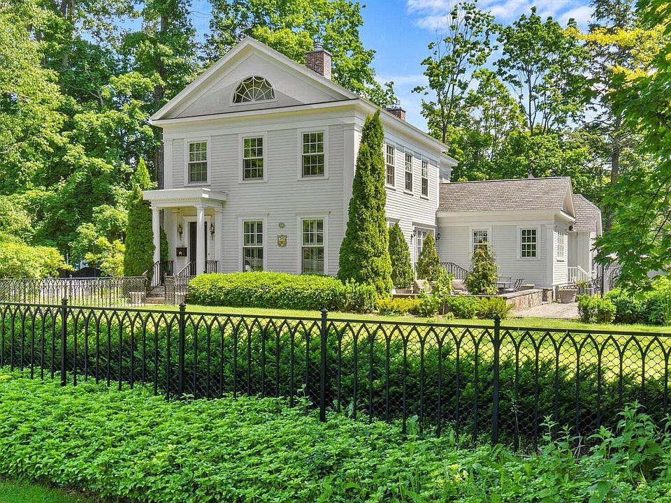 14 Cliffwood St, Lenox, MA 01240 Zillow