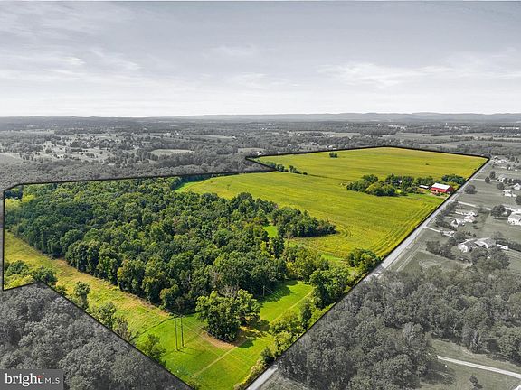 3rd image of 165 Updyke Rd