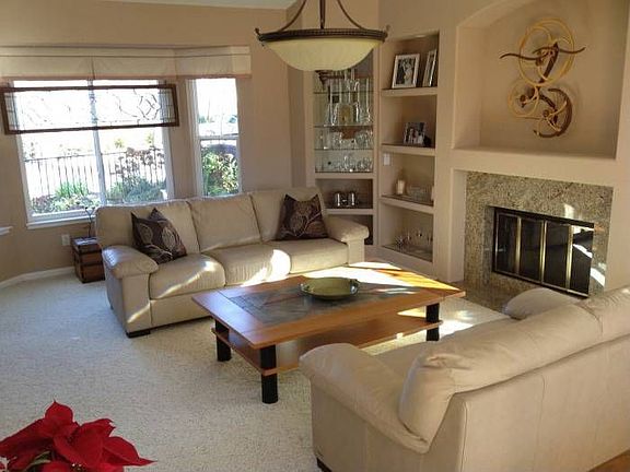 Formal living and dining!