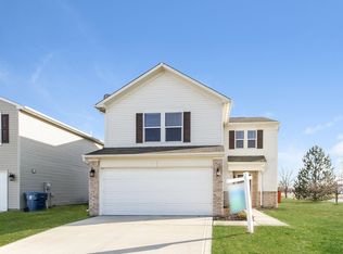 8041 Grove Berry Dr, Indianapolis, IN 46239