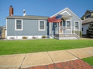107 Inskip Ave, Ocean Grove, NJ 07756