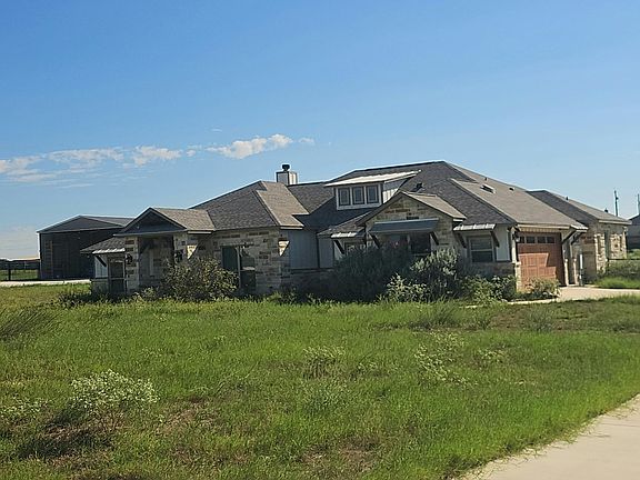 2nd image of 117 Valley View Dr