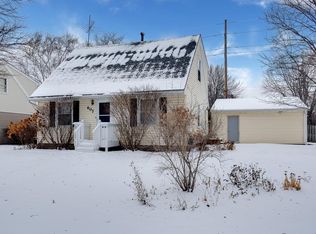 607 109th Ave NW, Coon Rapids, MN 55448