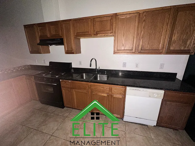 2948 Connie Dr — Photo 17
