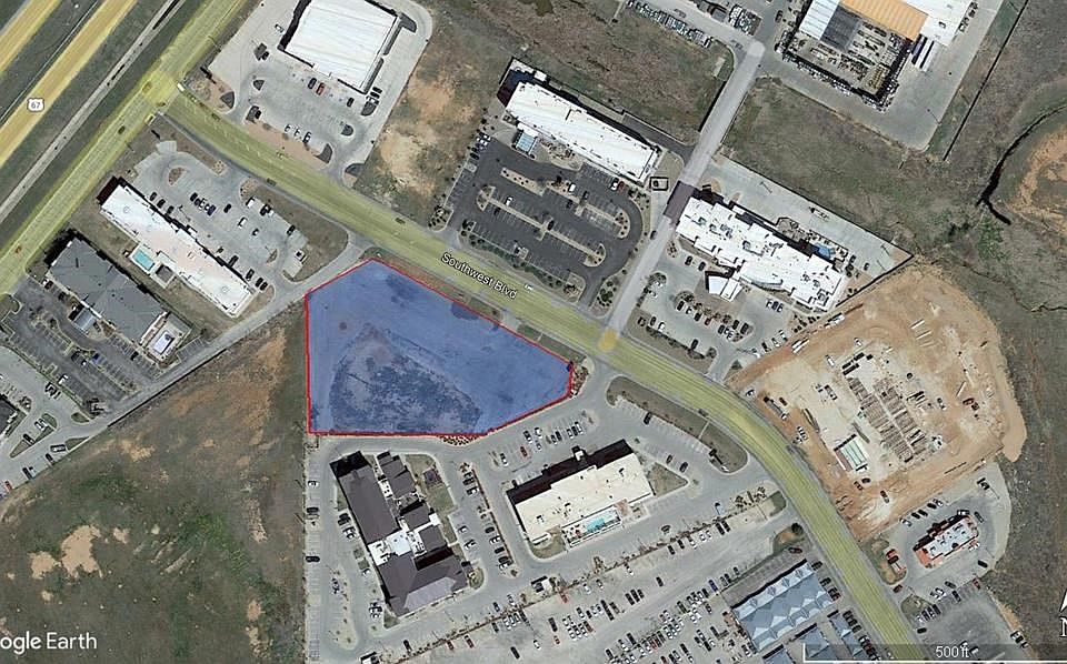 2nd image of 2545 Southwest Blvd #4C