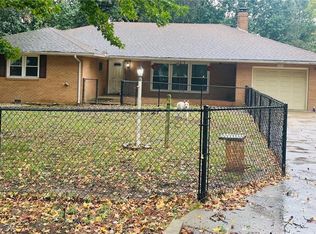 202 S 8th St, Arma, KS 66712