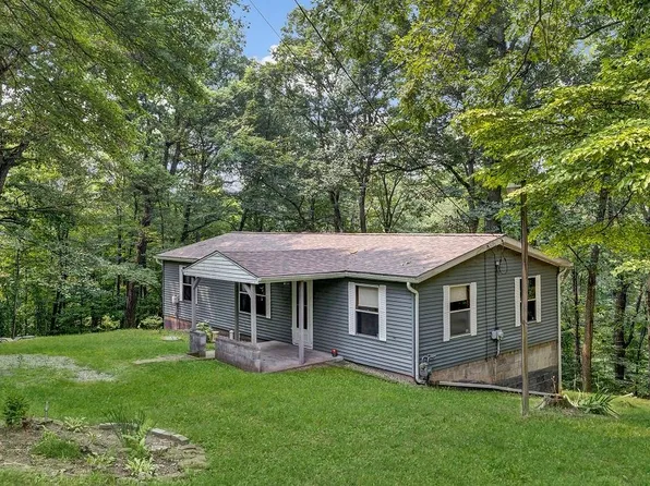 430 Hutter Ave N, Ellwood City, PA 16117