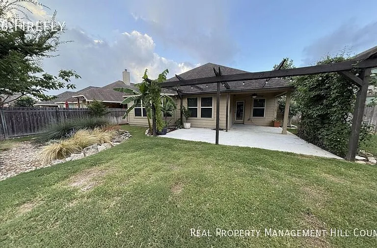 106 Firefly Ct — Photo 33