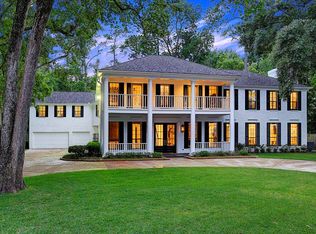 4 Hacienda Ln, Houston, TX 77024