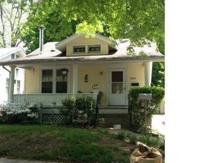 2012 Lowell Ave, Springfield, IL 62704