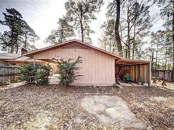 3rd image of 165 Hargis Rd