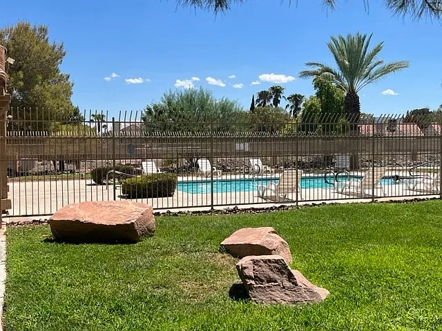 2817 Mill Point Dr — Photo 35