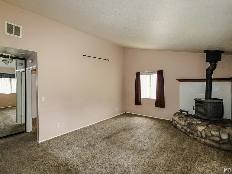 870 Ash Ln — Photo 5