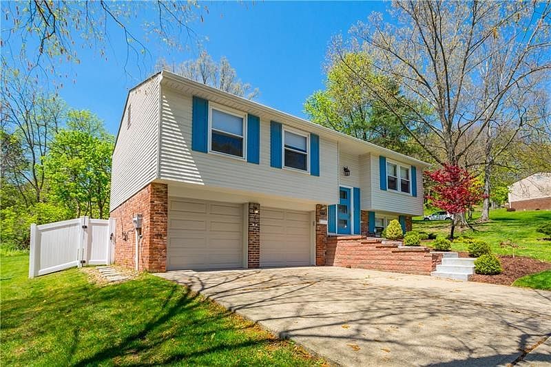 1st image of 375 Fruitwood Dr