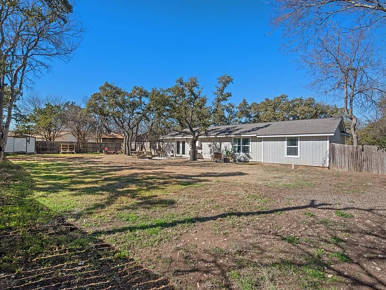 712 Ruby Isle Dr — Photo 24
