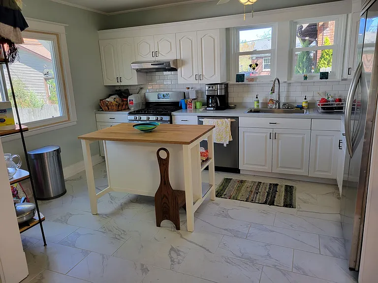 1618 Niles Ave — Photo 3