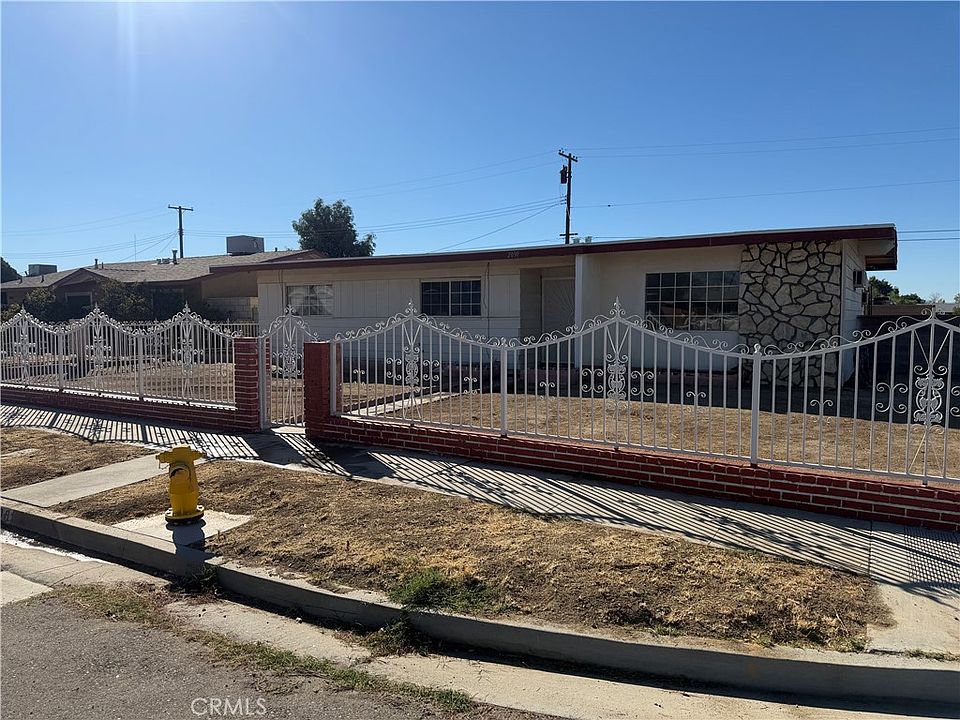 1st image of 2090 Orange St
