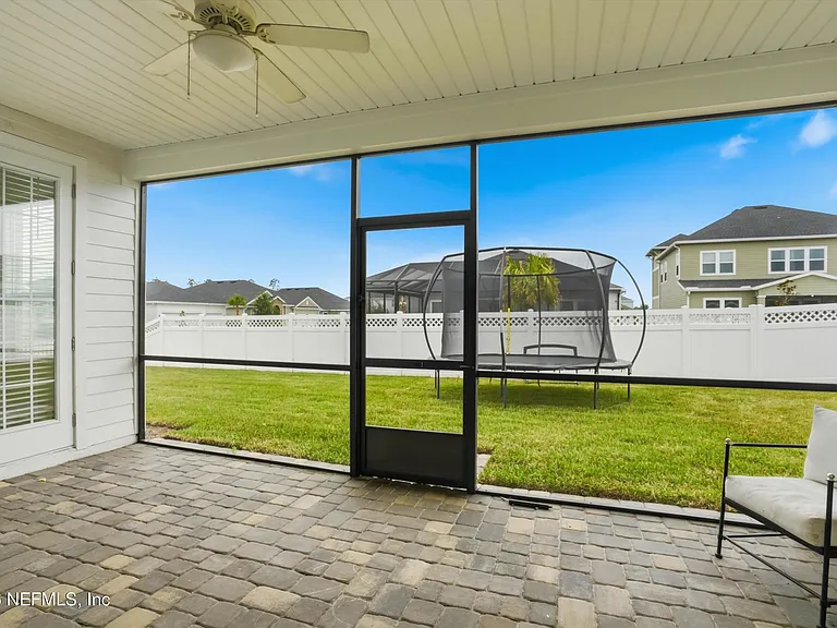 73 Oaklawn Ct — Photo 21