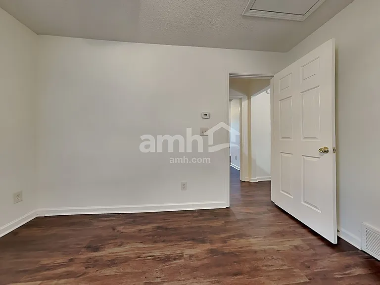 6889 Show Boat Ln — Photo 12