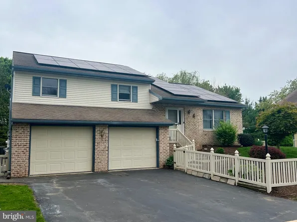 205 Roosevelt Cir, Ephrata, PA 17522