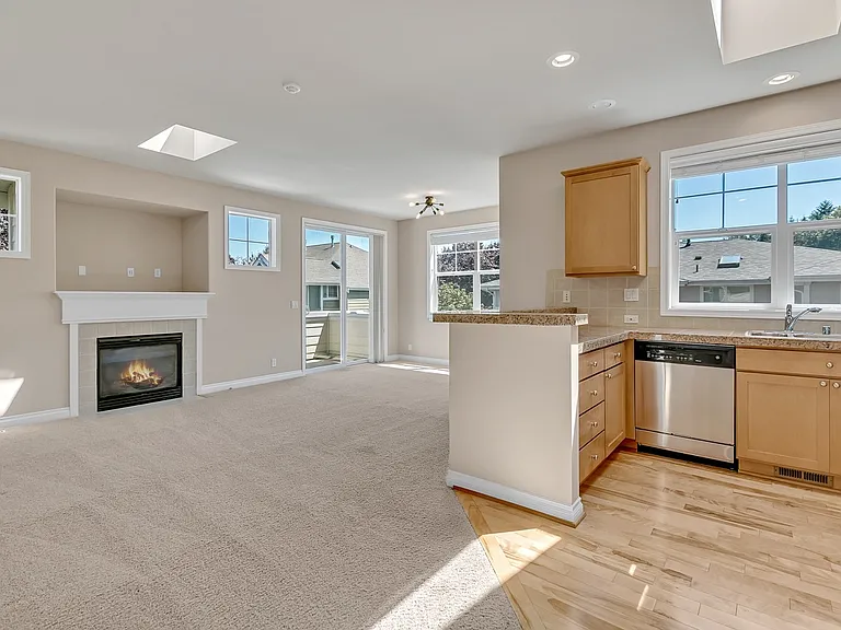 6505 188th Pl NE #105 — Photo 5