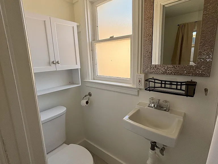 806 E McKinley St — Photo 11