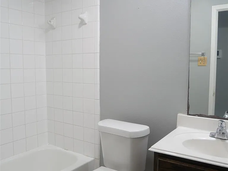 11931 Panay Village Cir — Photo 26
