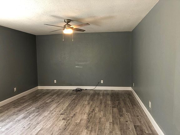 2nd image of 227 Alan Dr