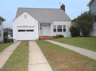 83 Windsor Rd, Staten Island, NY 10314