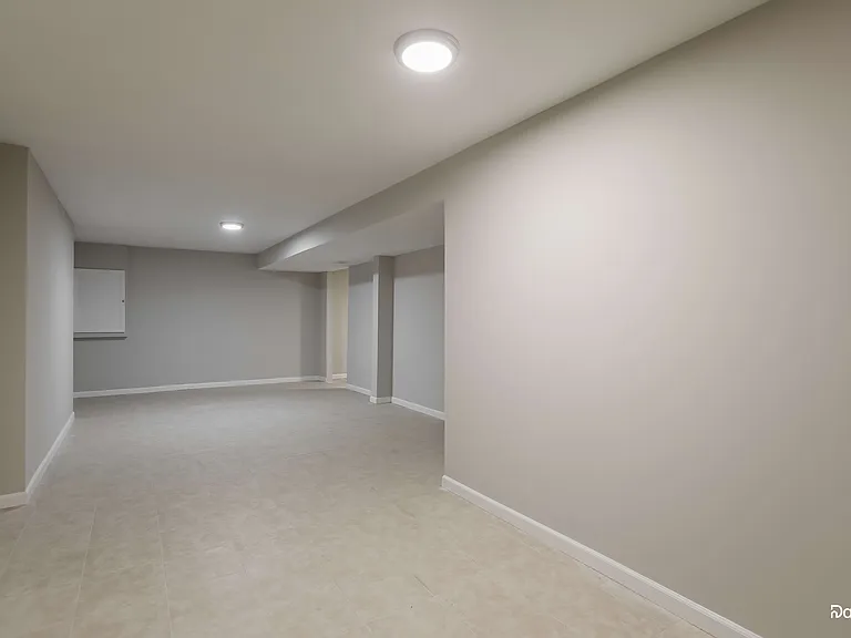 7908 N Lister Ave — Photo 12