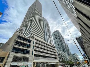 2221 Yonge St #3006-C10, Toronto, ON M4S 0B8