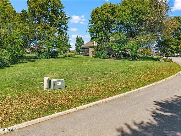 3rd image of 228 Osprey Cir