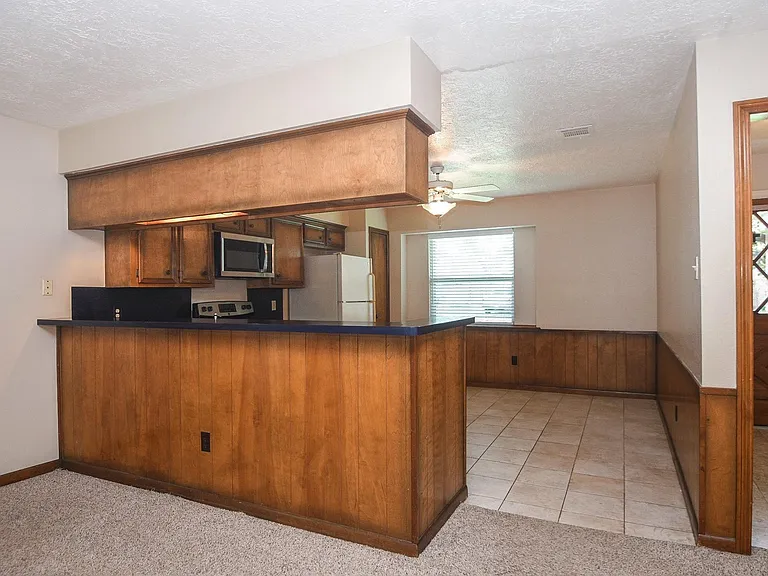 2113 Georgetown St — Photo 10