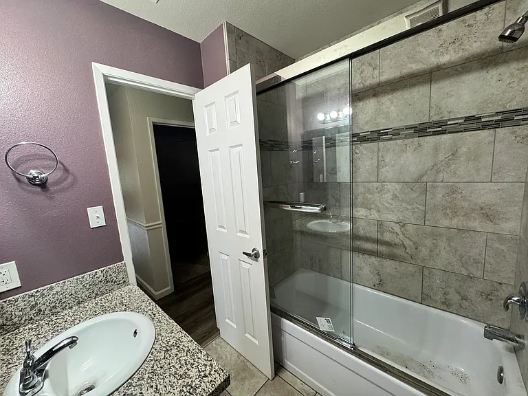 3115 W Santa Ana Ave — Photo 11